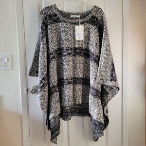 Women's Woven Poncho